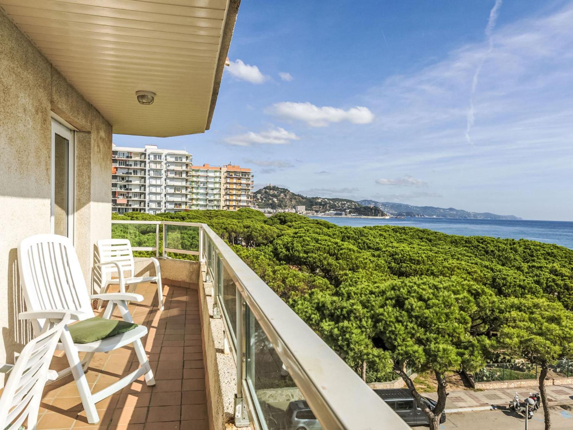 Apartment Blanes Beach By Interhome מראה חיצוני תמונה